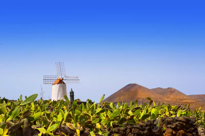 Fontanero urgente en Arrecife - Desatascos, reparaciones, instalaciones, Climatización: 665878070