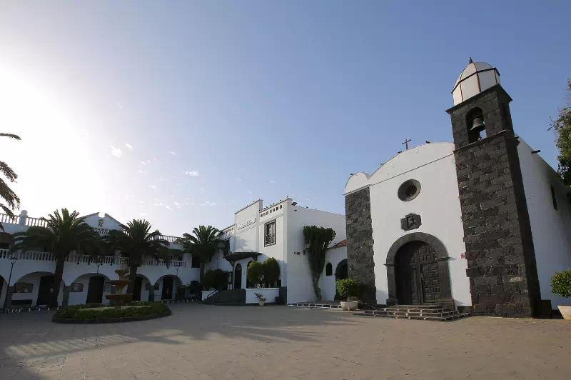 Fontanero urgente en Arrecife - Desatascos, reparaciones, instalaciones, Climatización: 665878070