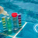 La Importancia de la Química del Agua en tu Piscina